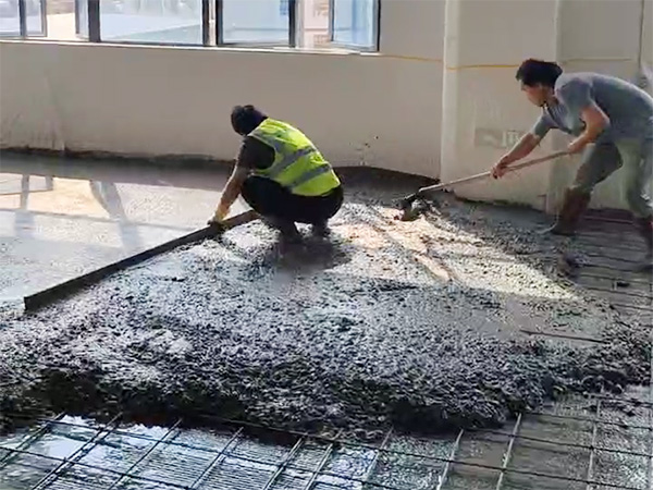 浇注混凝土